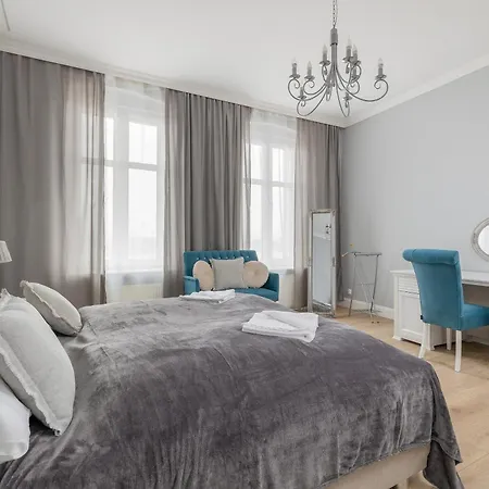 Apartment Stylish With River View And Desk For Remote Work In By Renters Szczecin