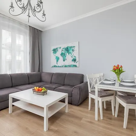 Apartment Stylish With River View And Desk For Remote Work In By Renters *