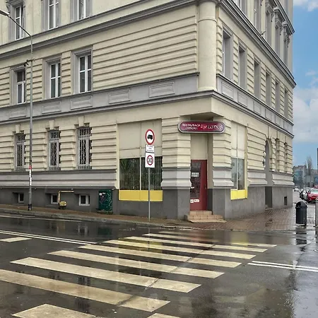 Stylish With River View And Desk For Remote Work In By Renters Szczecin