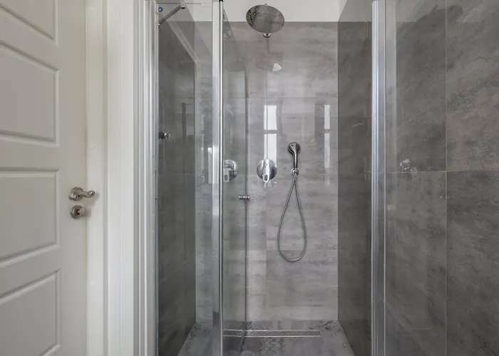 Stylish With River View And Desk For Remote Work In By Renters * Щецин