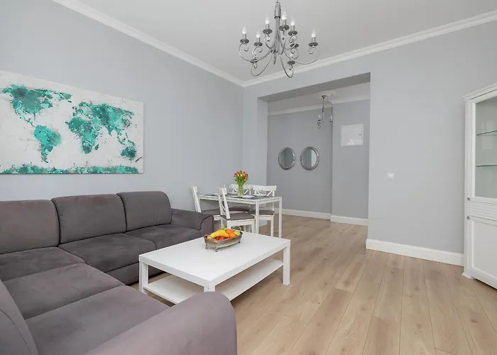 Апартаменты Stylish With River View And Desk For Remote Work In By Renters